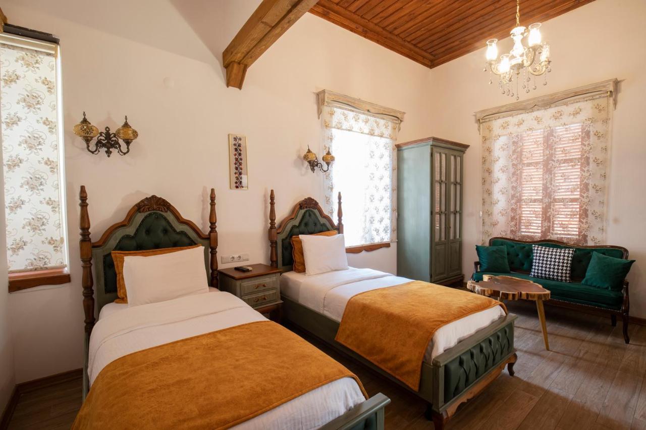 White Garden Hotel-adult Only Otel