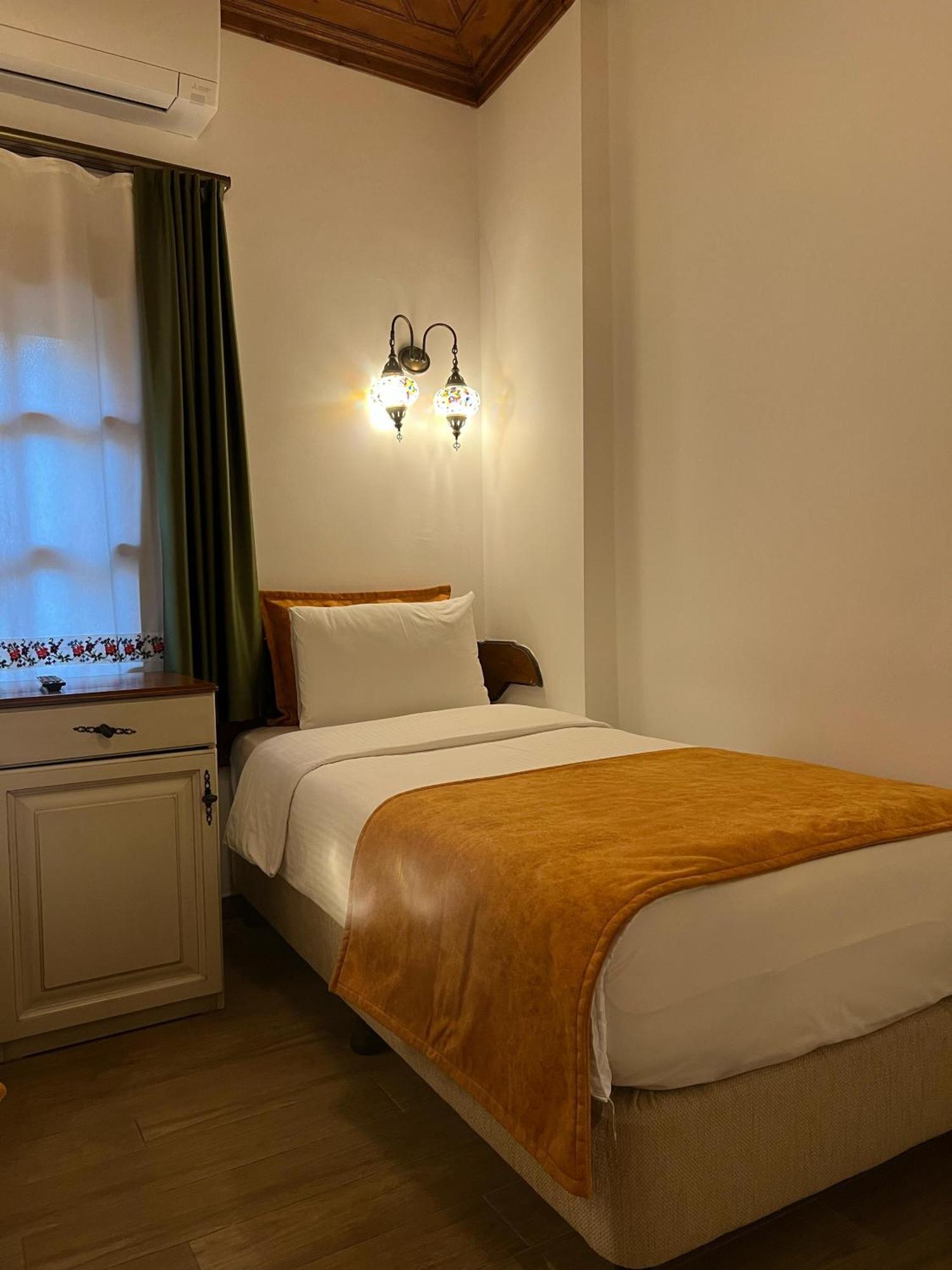 White Garden Hotel-adult Only Otel 3*